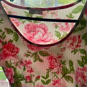 Jolie And Joy Beautiful Woman Dress. Never worn before